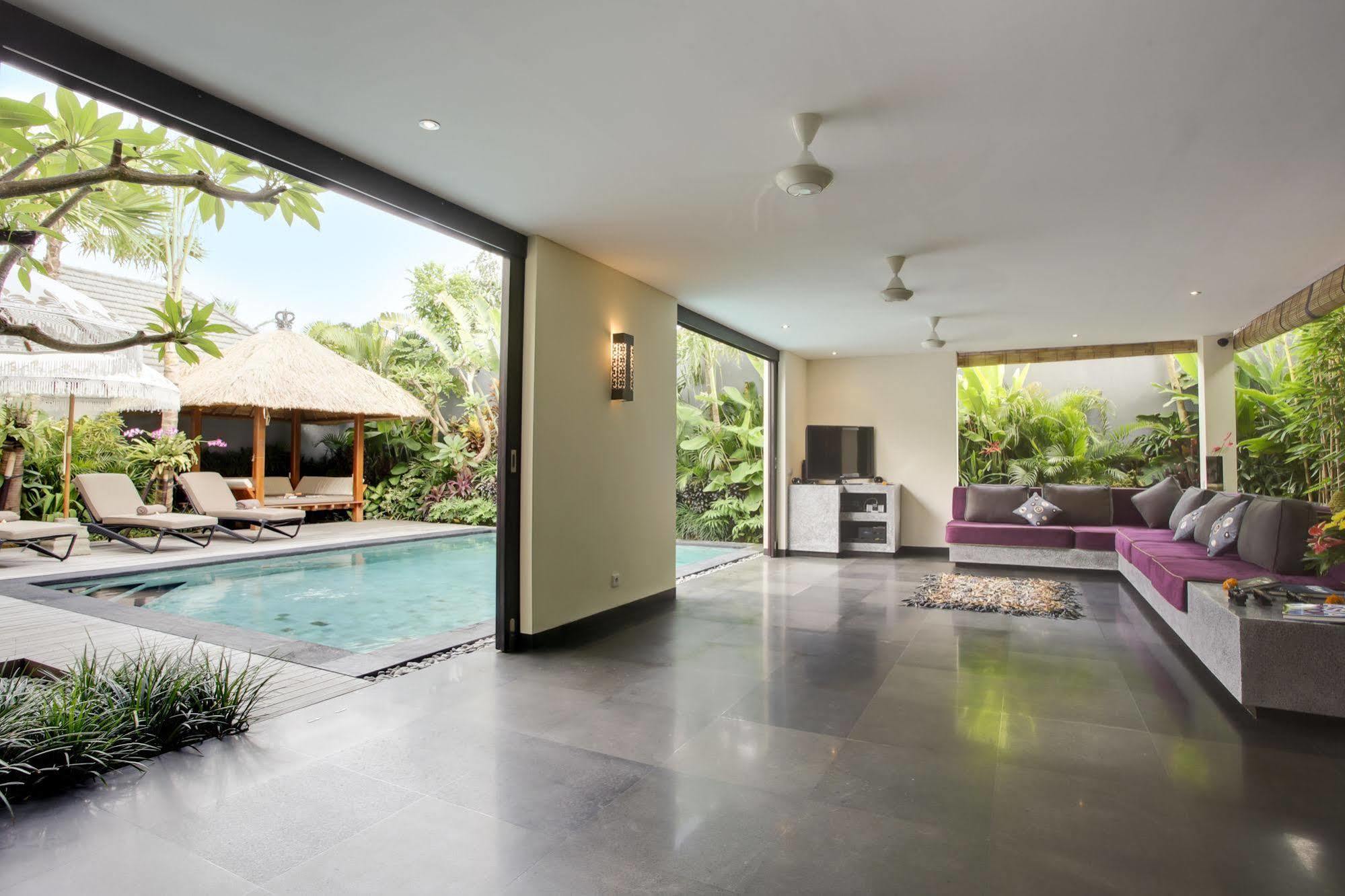 Elok Villas Семиняк Екстериор снимка